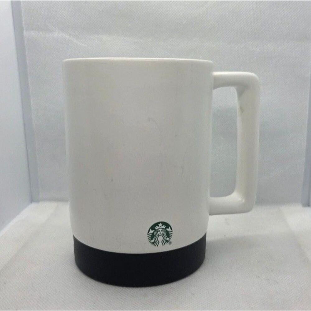 Starbucks 2023 White 14 Oz Travel Mug w/Rubber Bottom (Siren Logo)